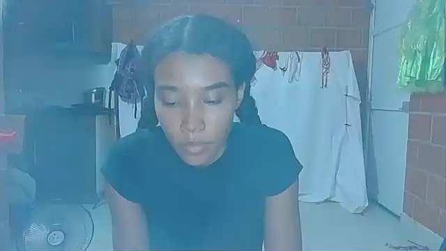 kattyandericc online show from 10-29-25, 03:20