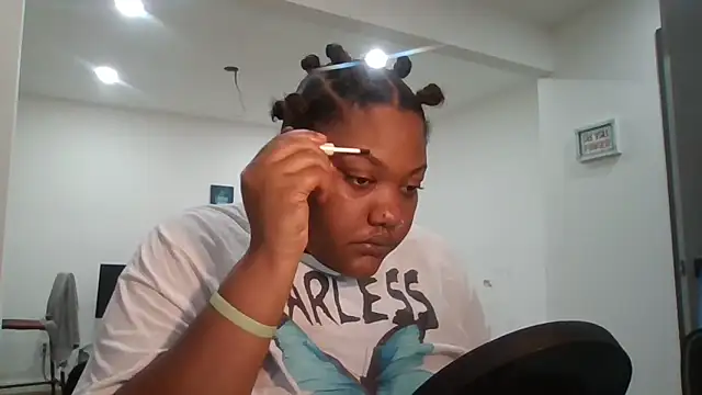 Snapshot of Kbaby337 chatting on 12-04-25, 12:20 Kbaby337 online show from 12-04-25, 12:20