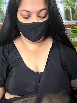 Snapshot of FlatVincy4 chatting on 09-16-25, 03:29 FlatVincy4 online show from 09-16-25, 03:29