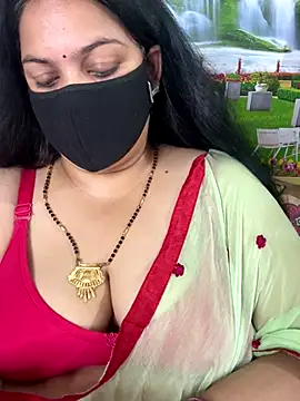 Snapshot of FlatVincy4 chatting on 10-02-25, 04:03 FlatVincy4 online show from 10-02-25, 04:03