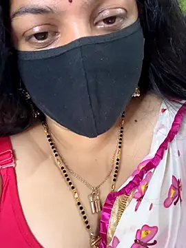 Snapshot of FlatVincy4 chatting on 10-06-25, 03:42 FlatVincy4 online show from 10-06-25, 03:42