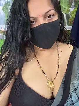 Snapshot of FlatVincy4 chatting on 10-13-25, 04:12 FlatVincy4 online show from 10-13-25, 04:12