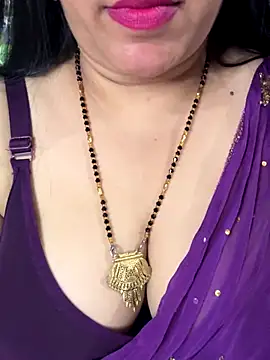 Snapshot of FlatVincy4 chatting on 11-07-25, 04:07 FlatVincy4 online show from 11-07-25, 04:07