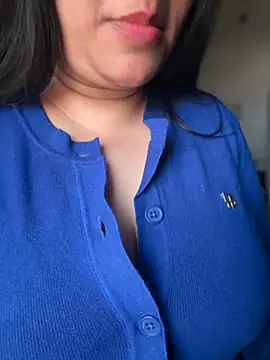 Snapshot of FlatVincy4 chatting on 12-01-25, 08:41 FlatVincy4 online show from 12-01-25, 08:41