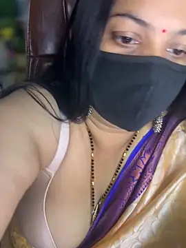 Snapshot of FlatVincy4 chatting on 12-02-25, 04:29 FlatVincy4 online show from 12-02-25, 04:29