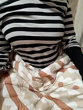 Looliya02 online show from 01-07-25, 10:22