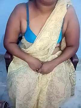 Snapshot of telugu_indhu_0001 chatting on 12-19-24, 03:30 telugu indhu 0001 online show from 12-19-24, 03:30