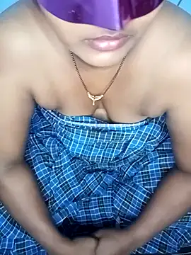 Snapshot of telugu_indhu_0001 chatting on 12-23-24, 02:13 telugu indhu 0001 online show from 12-23-24, 02:13