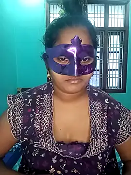 Snapshot of telugu_indhu_0001 chatting on 01-14-25, 03:43 telugu indhu 0001 online show from 01-14-25, 03:43