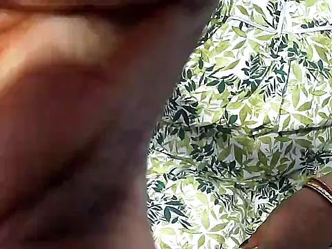 Snapshot of telugu_indhu_0001 chatting on 09-12-25, 05:29 telugu indhu 0001 online show from 09-12-25, 05:29