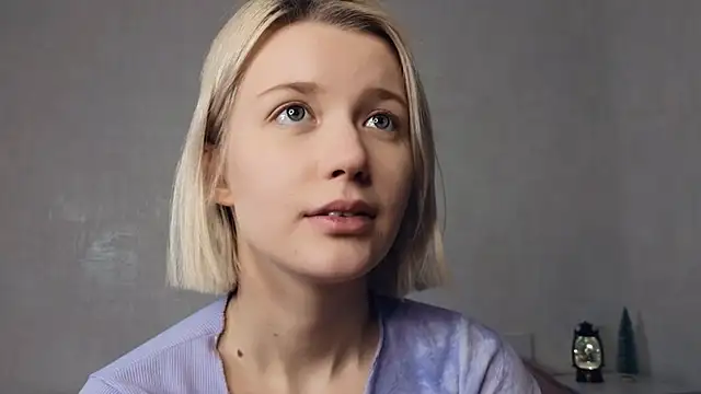 Snapshot of LucyLure chatting on 12-19-24, 05:08 LucyLure online show from 12-19-24, 05:08