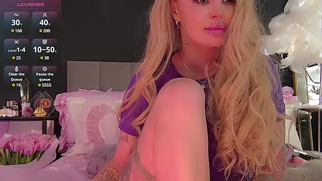 Marussia luxury online show from 03-08-25, 11:48