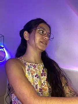 Rosita forever  online show from 02-08-25, 04:14