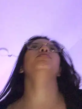 Rosita forever  online show from 02-18-25, 10:03