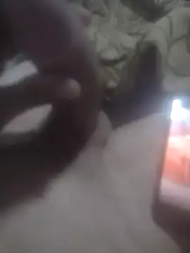 Snapshot of 19cmDeFelicidad chatting on 09-19-25, 02:24 19cmDeFelicidad online show from 09-19-25, 02:24