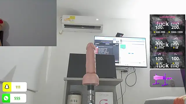 Snapshot of mariana_1_ chatting on 01-10-25, 04:22 mariana 1 online show from 01-10-25, 04:22