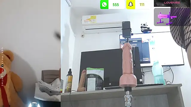 Snapshot of mariana_1_ chatting on 02-28-25, 07:26 mariana 1 online show from 02-28-25, 07:26