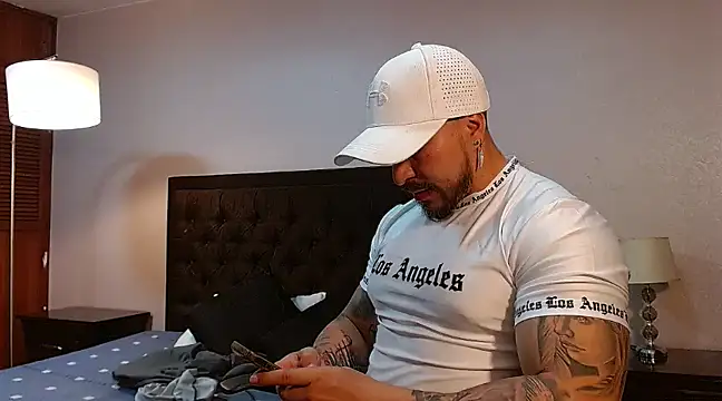 Luck Grey online show from 02-27-25, 10:31