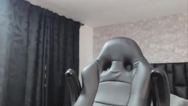 Luck Grey online show from 03-04-25, 05:24