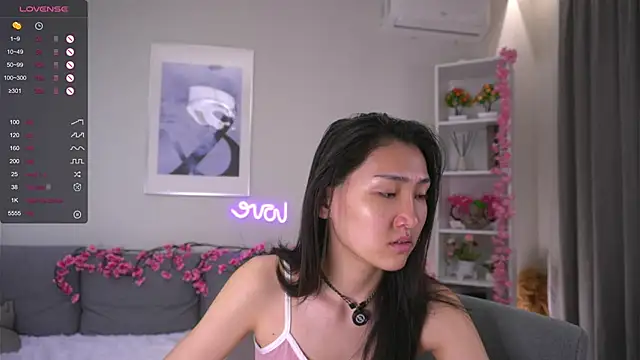 OdeliaGossage online show from 12-04-25, 01:04