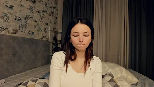 LilianGrindle online show from 01-20-25, 03:15