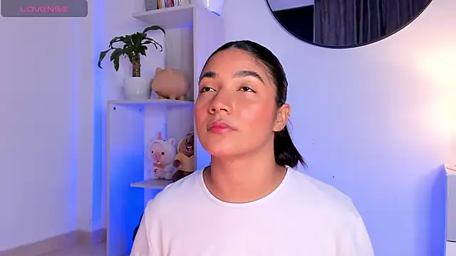 martina roldam online show from 02-06-25, 01:38