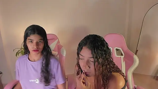 martina roldam online show from 09-20-25, 02:45