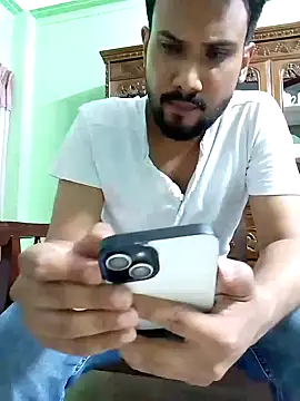 GildanK18 online show from 03-11-25, 05:02