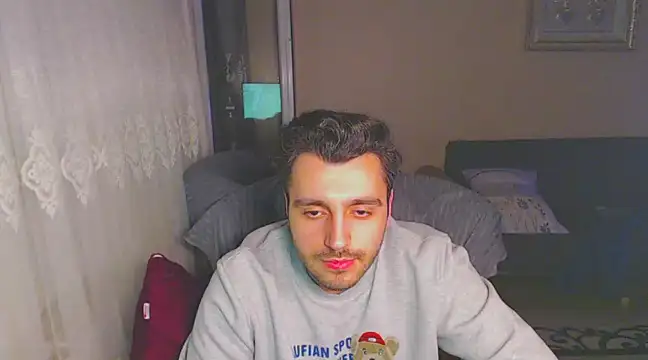 Snapshot of handsomeee04 chatting on 01-09-25, 12:03 handsomeee04 online show from 01-09-25, 12:03