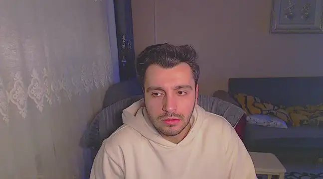 Snapshot of handsomeee04 chatting on 02-09-25, 09:49 handsomeee04 online show from 02-09-25, 09:49