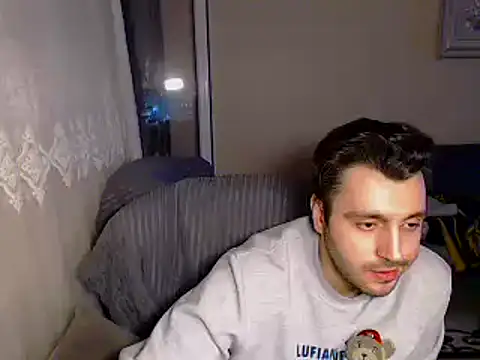 Snapshot of handsomeee04 chatting on 02-22-25, 12:49 handsomeee04 online show from 02-22-25, 12:49