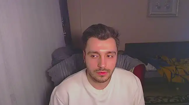 Snapshot of handsomeee04 chatting on 02-26-25, 07:49 handsomeee04 online show from 02-26-25, 07:49