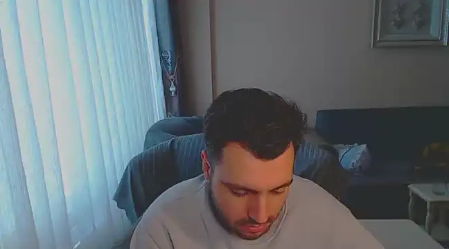 Snapshot of handsomeee04 chatting on 03-03-25, 02:26 handsomeee04 online show from 03-03-25, 02:26