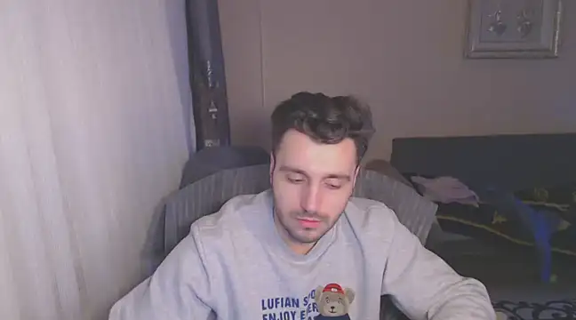 Snapshot of handsomeee04 chatting on 03-09-25, 12:10 handsomeee04 online show from 03-09-25, 12:10