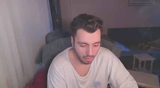 Snapshot of handsomeee04 chatting on 03-10-25, 09:51 handsomeee04 online show from 03-10-25, 09:51