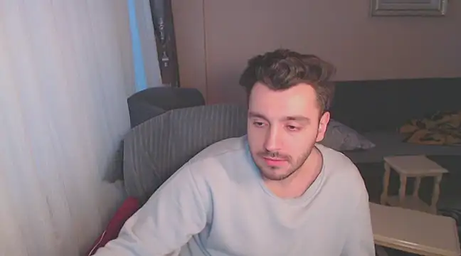 Snapshot of handsomeee04 chatting on 03-11-25, 04:21 handsomeee04 online show from 03-11-25, 04:21