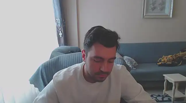 Snapshot of handsomeee04 chatting on 03-16-25, 09:49 handsomeee04 online show from 03-16-25, 09:49