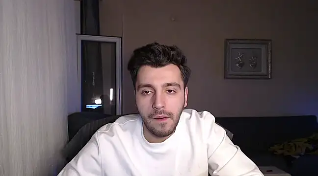 Snapshot of handsomeee04 chatting on 03-16-25, 09:16 handsomeee04 online show from 03-16-25, 09:16