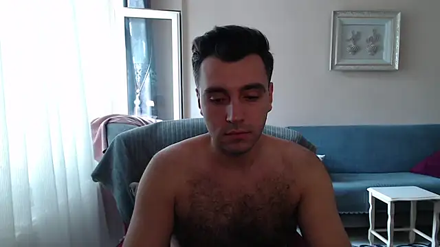 Snapshot of handsomeee04 chatting on 09-13-25, 06:35 handsomeee04 online show from 09-13-25, 06:35