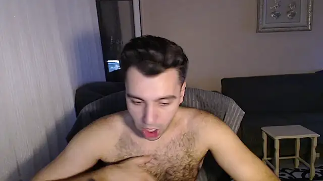 Snapshot of handsomeee04 chatting on 09-13-25, 11:04 handsomeee04 online show from 09-13-25, 11:04