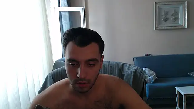 Snapshot of handsomeee04 chatting on 09-16-25, 02:18 handsomeee04 online show from 09-16-25, 02:18