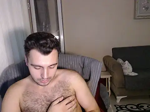 Snapshot of handsomeee04 chatting on 09-17-25, 05:03 handsomeee04 online show from 09-17-25, 05:03