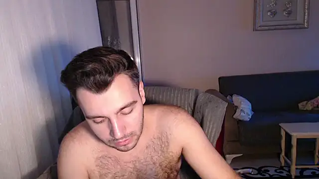 Snapshot of handsomeee04 chatting on 09-18-25, 09:39 handsomeee04 online show from 09-18-25, 09:39