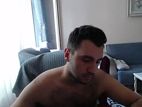 Snapshot of handsomeee04 chatting on 09-21-25, 01:02 handsomeee04 online show from 09-21-25, 01:02