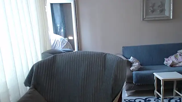 Snapshot of handsomeee04 chatting on 10-07-25, 01:41 handsomeee04 online show from 10-07-25, 01:41