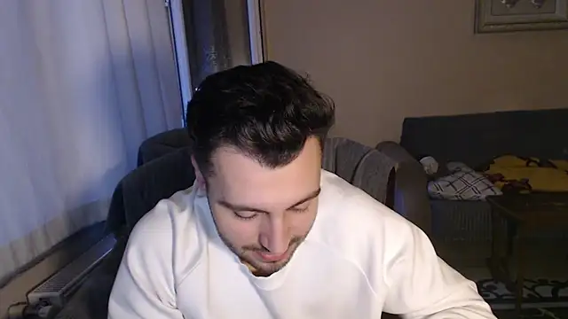 Snapshot of handsomeee04 chatting on 11-01-25, 03:14 handsomeee04 online show from 11-01-25, 03:14