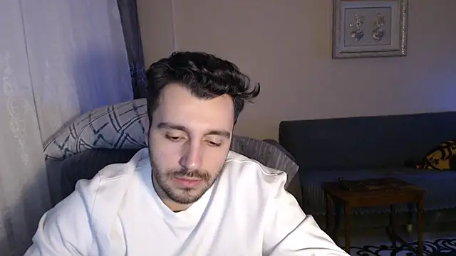 Snapshot of handsomeee04 chatting on 11-19-25, 10:10 handsomeee04 online show from 11-19-25, 10:10