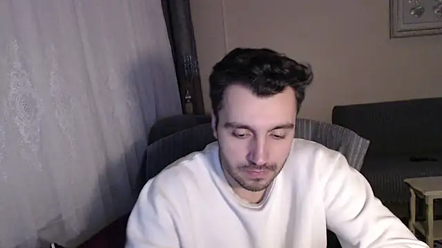 Snapshot of handsomeee04 chatting on 11-28-25, 10:12 handsomeee04 online show from 11-28-25, 10:12