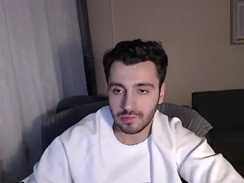 Snapshot of handsomeee04 chatting on 12-02-25, 10:16 handsomeee04 online show from 12-02-25, 10:16