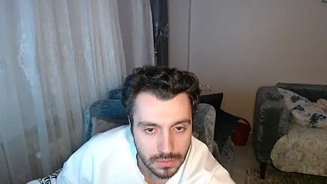 handsomeee04 online show from 04-23-26, 12:34